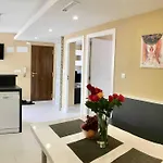 公寓 Luxurious Seaview 50m At Playa Del Cura 托雷维耶哈