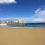 Luxurious Seaview 50m At Playa Del Cura Апартаменты *