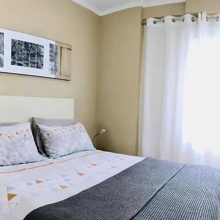 Luxurious Seaview 50m At Playa Del Cura Апартаменты *