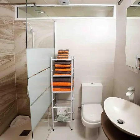 Luxurious Seaview 50m At Playa Del Cura Апартаменты *